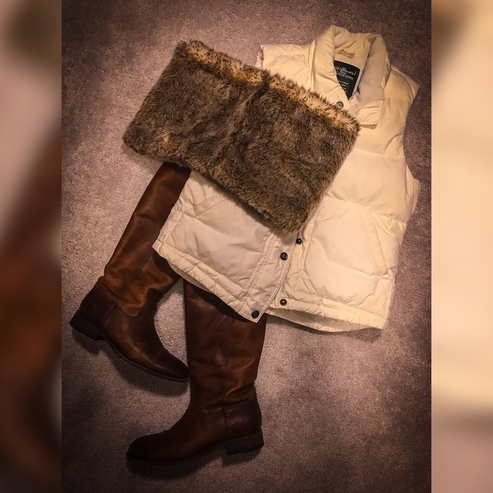 American Eagle faux fur snood scarf